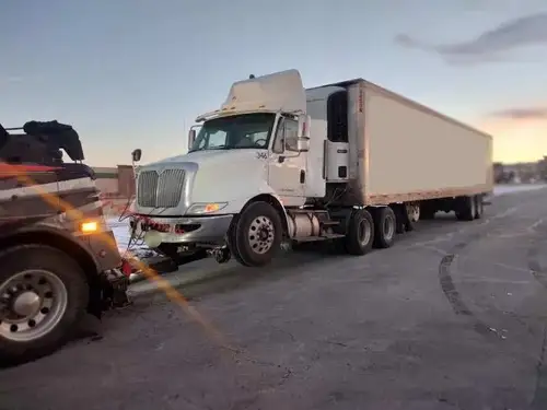 Rocky Mountain Towing heavy wrecker